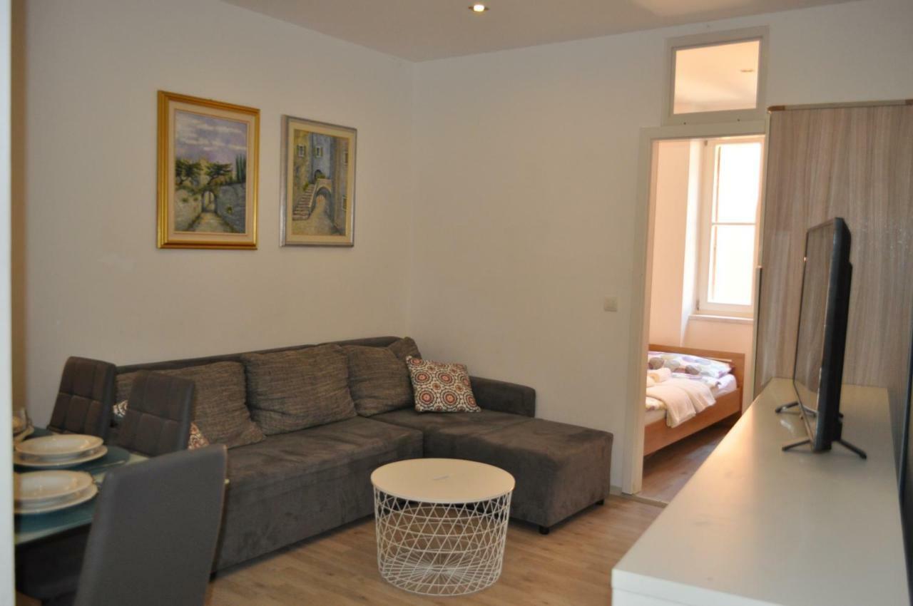 Apartment Nana Πιράν Εξωτερικό φωτογραφία