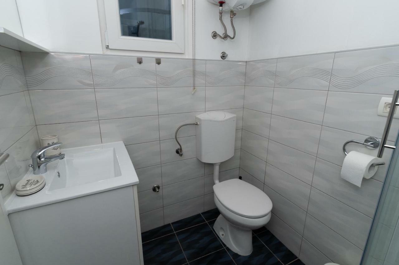 Apartment Nana Πιράν Εξωτερικό φωτογραφία